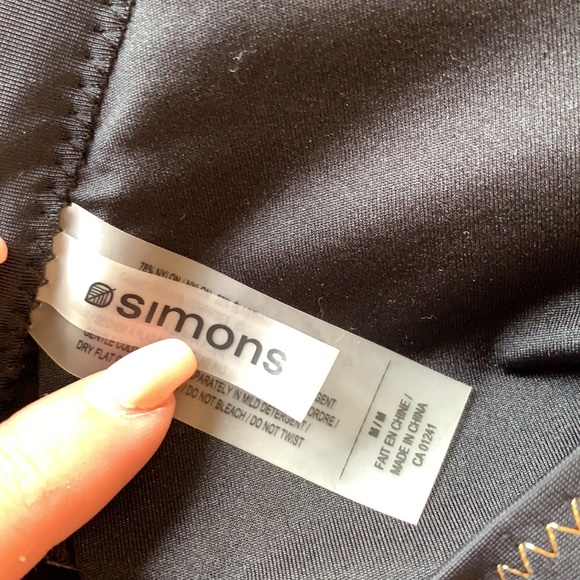 Simons Bikini Top with Gold Stitch - Picture 4 of 4